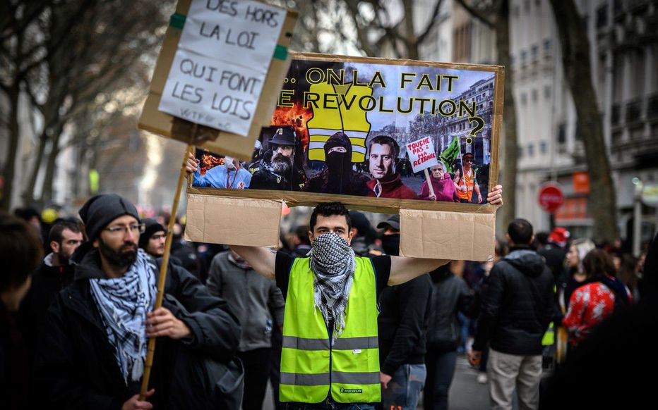 Retour des Gilets jaunes : vont-ils s’allier avec les anti-masques ? – Le Parisien